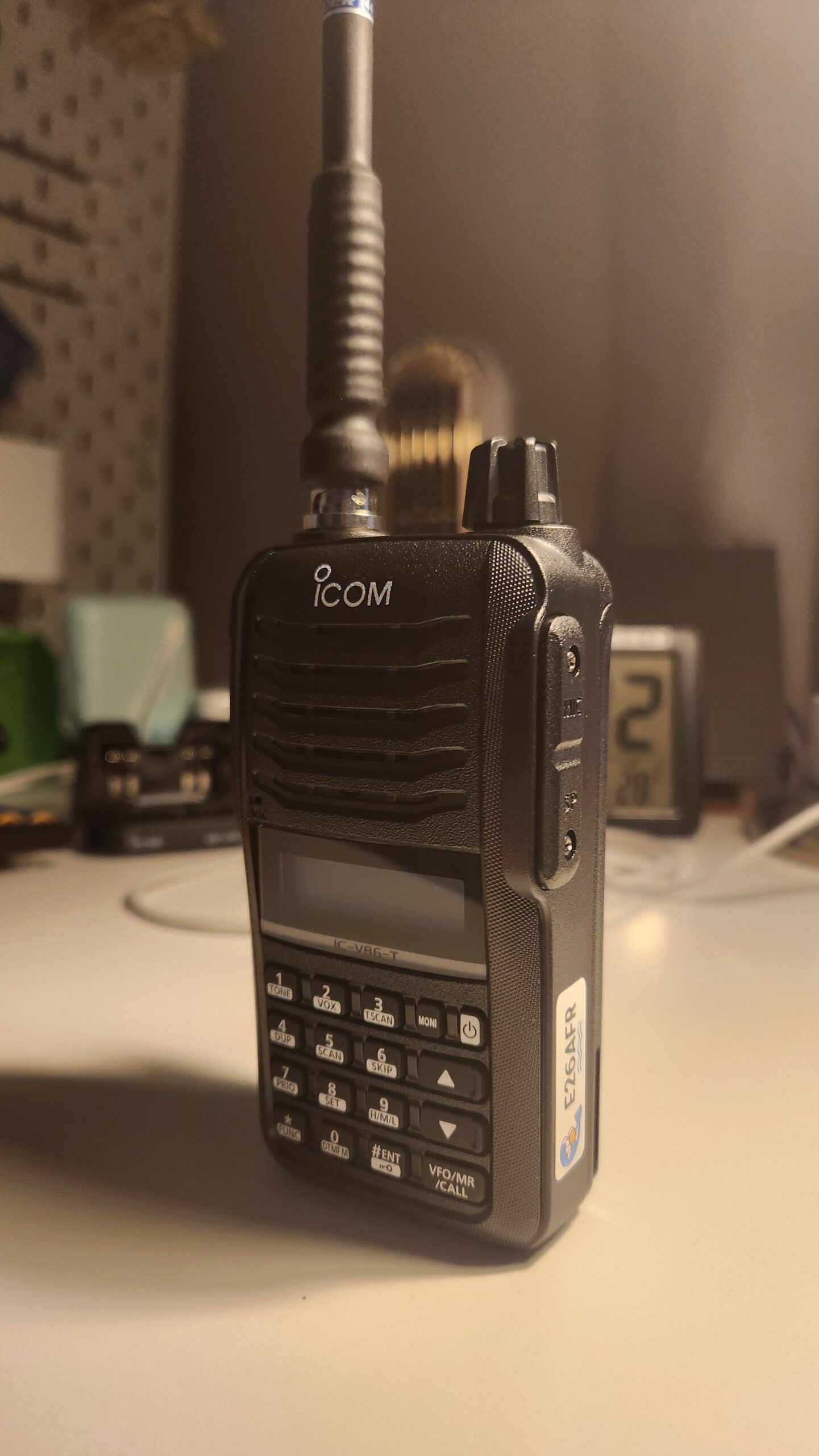 Icom IC-V86-T, transceptor portátil de mano VHF