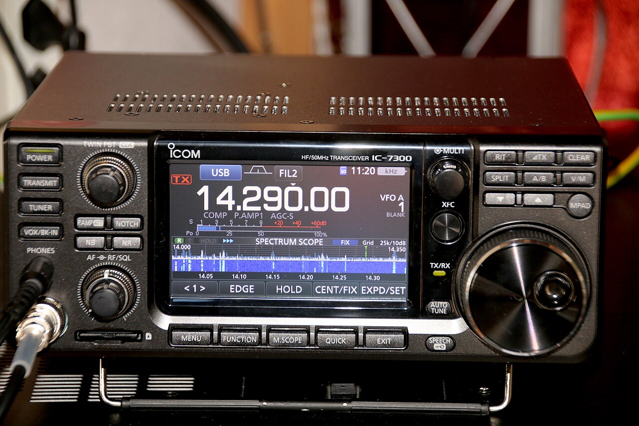 Transceptor Icom IC-7300
